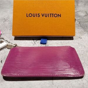 Louis Vuitton Epi Leather Cles or Key Pouch in the Color Grenade Authentic